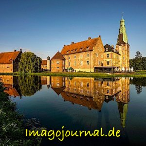 Schloss Raesfeld im Abendlicht